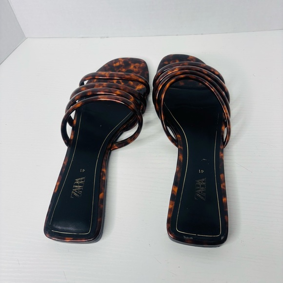 Zara Women's Brown Tortoiseshell Sandals - Picture 7 of 7